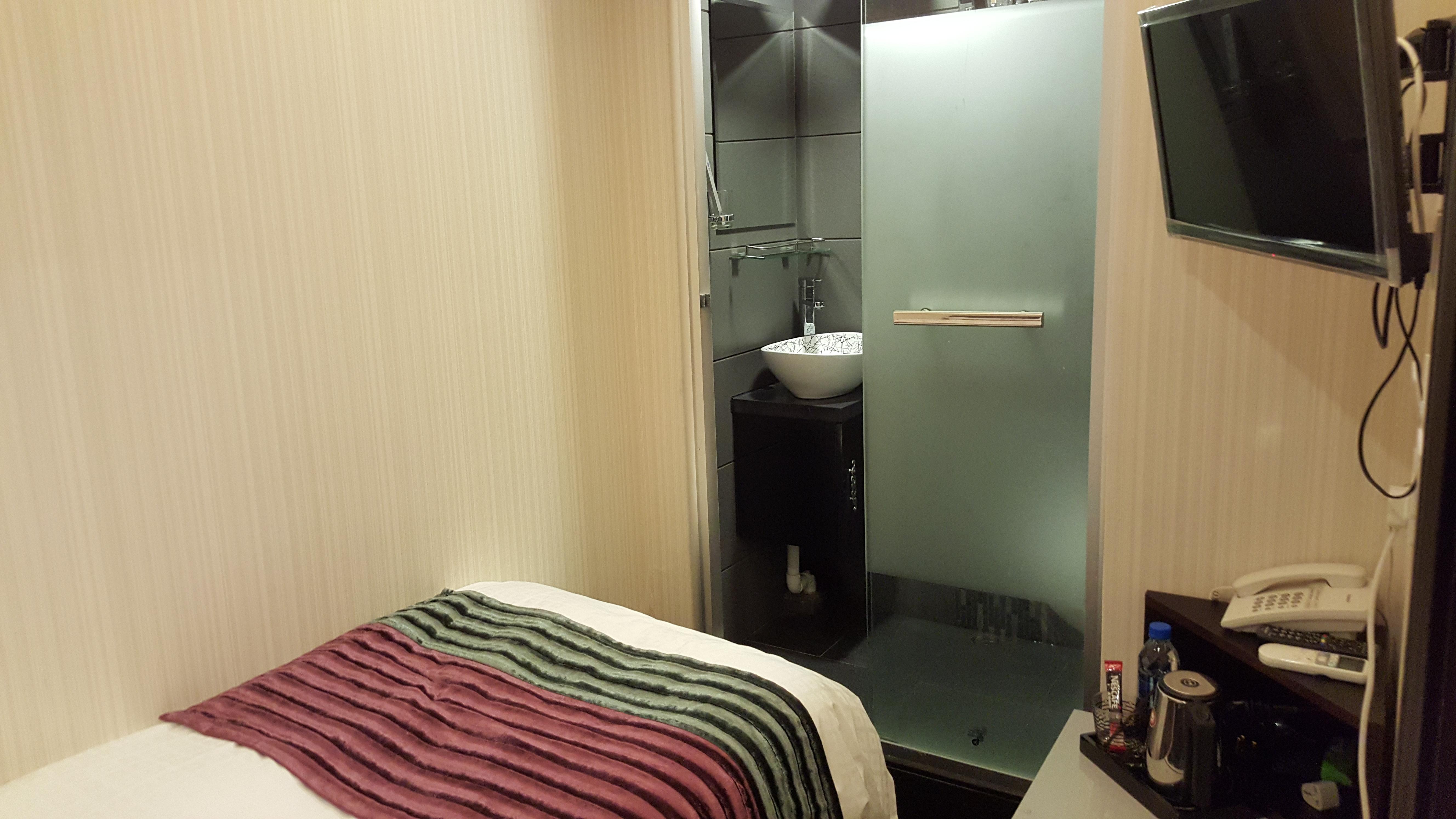 Seasons Hotel - Causeway Bay Hong Kong Esterno foto